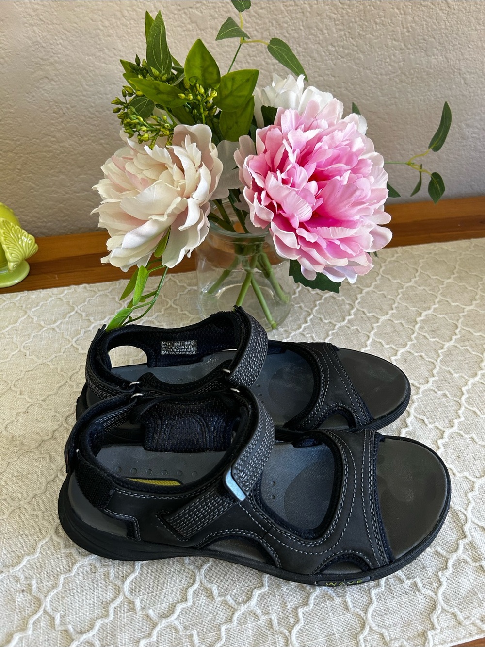 Clarks Black WavyWalk Sport Sandals, women’s size 8M - Picture 1 of 7